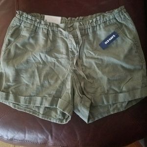 NET Old Navy khaki green shorts as 10